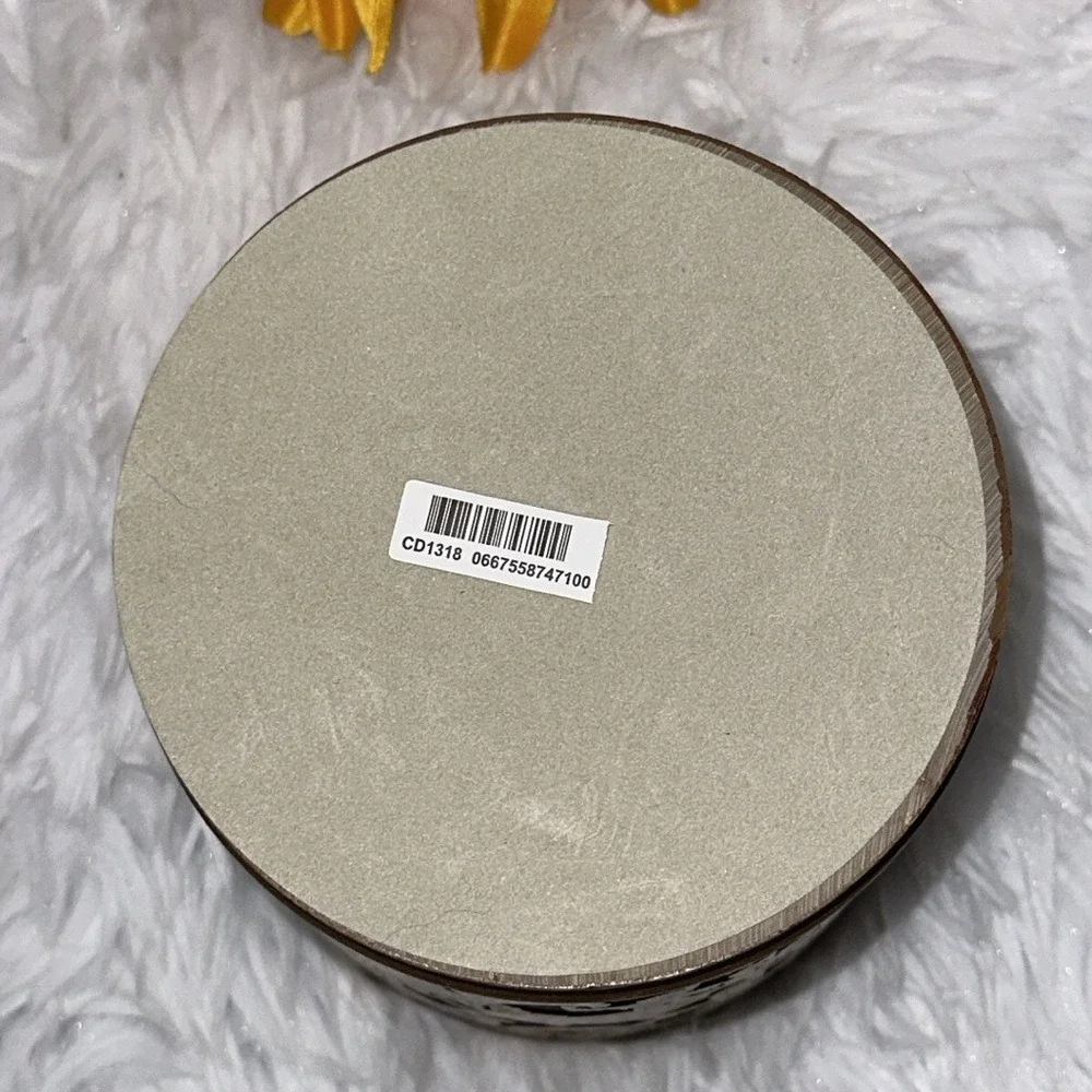 Bath & Body Works bath body